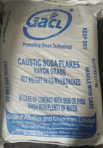 offering caustic soda anhydrou