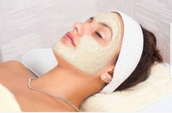 blossam kochhar aroma magic facial , bod