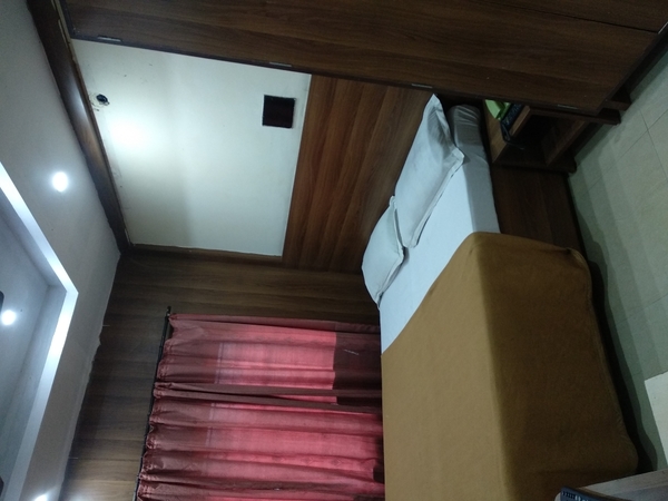 clean spacious rooms