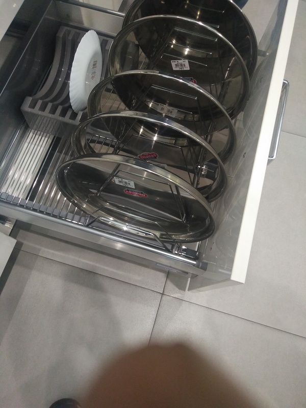 clean kitchen