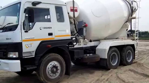 self loading transit mixer