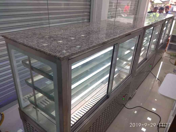 cold hot display counter