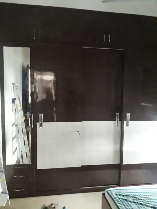ply and laminate furniture man