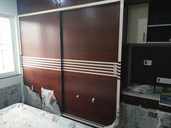 types modular kitchen