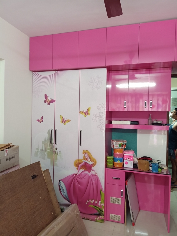 wardrobe manufactures and deal