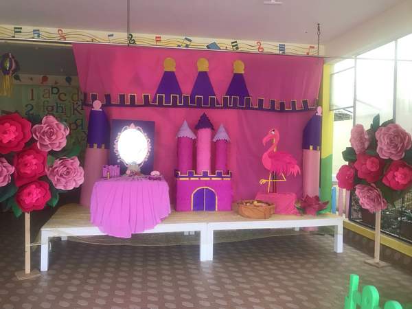 Bunnies pink colour celeb