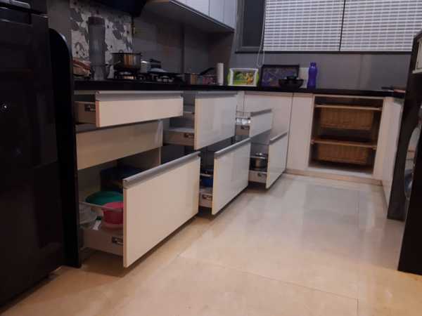 branded modular kitchen
