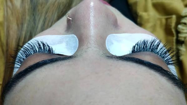 Eyelash Extensions in Sector 3 Gurgaon 