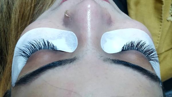 Eyelash Extensions in Sector 13 Gurgaon 