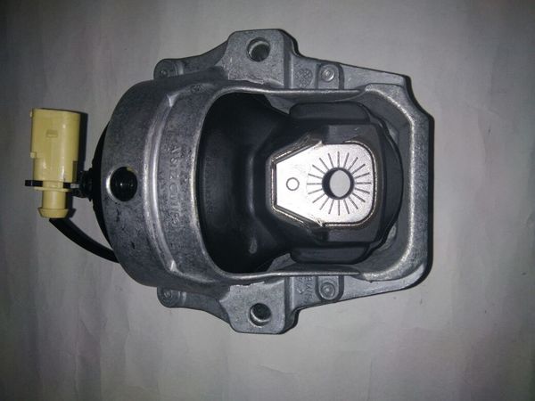 engine mounting lhs benz w202