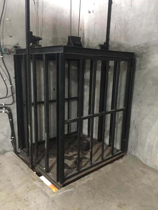 New Flameproof Goods lift Inst