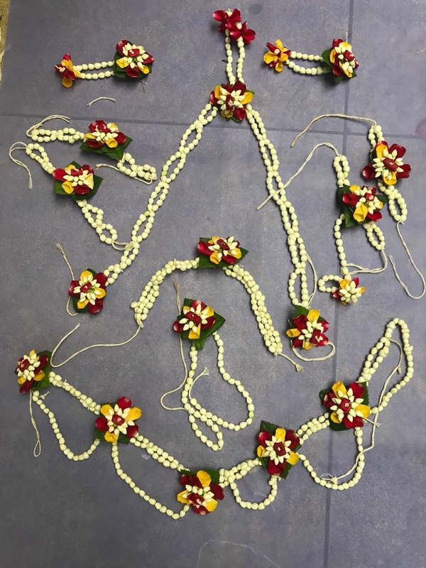 beautiful flower jewellery