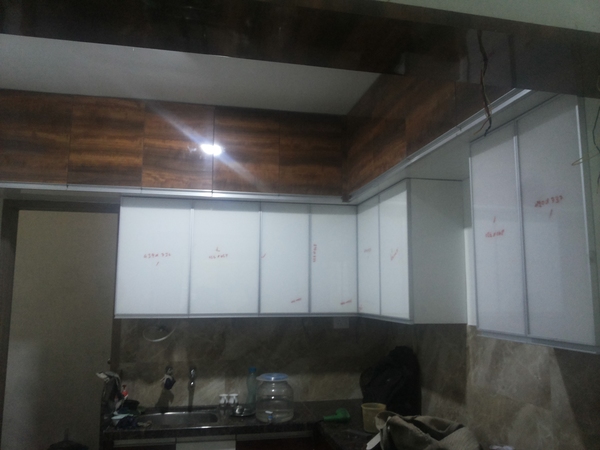 branded modular kitchen