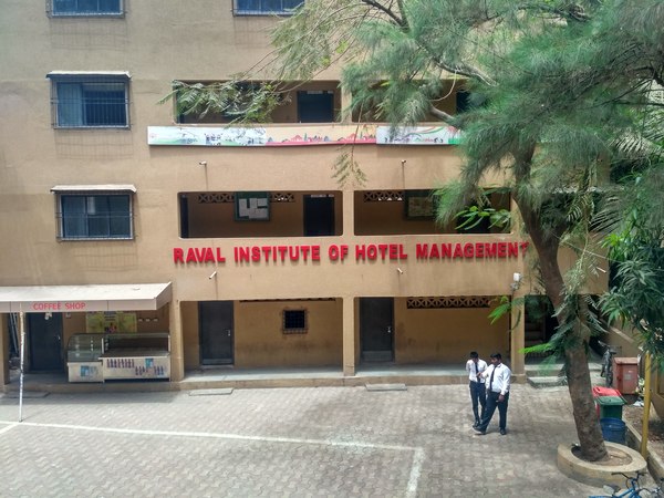 Best Hotel Management Col