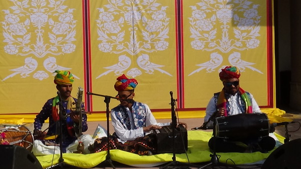 traditional rajasthani folk si