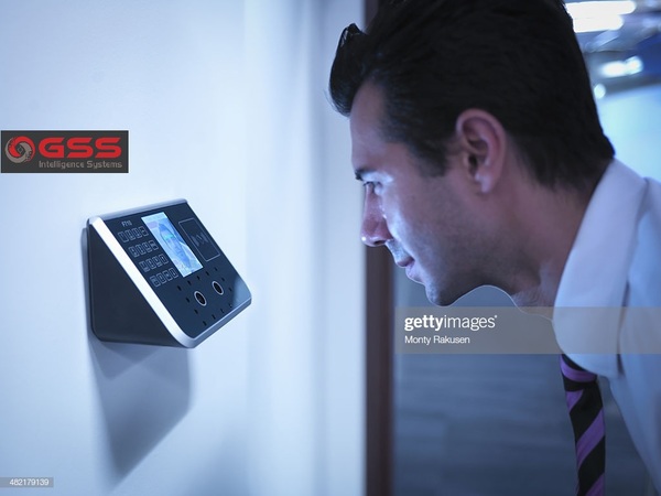 face reader biometric attendan