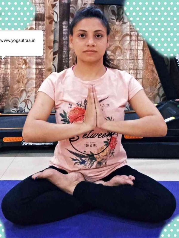 Online pregnancy yoga classes 