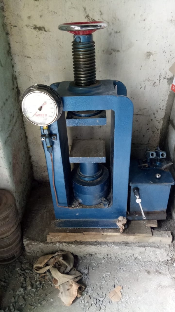 1000 psi hydraulic pressure te