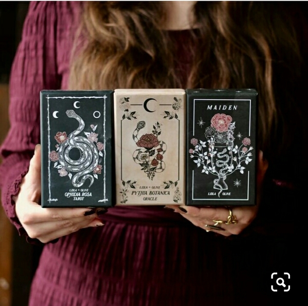 famous tarot card reader mumba