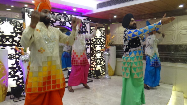 punjabi bhangra giddha dance g