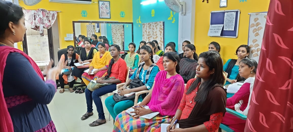 BEST BEAUTICIAN INSTITUTE