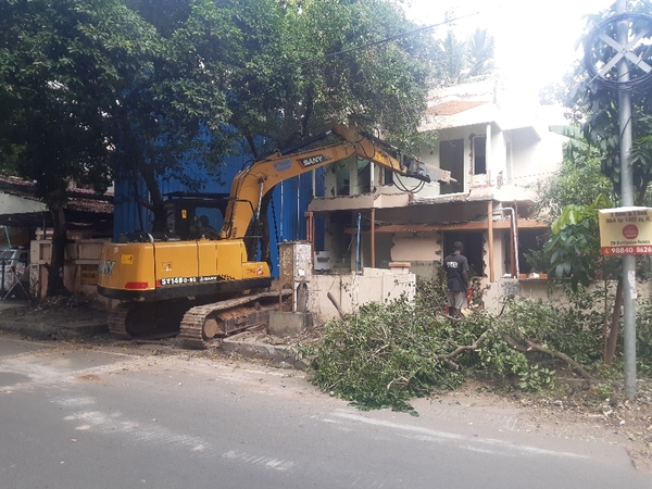demolition contractors for old