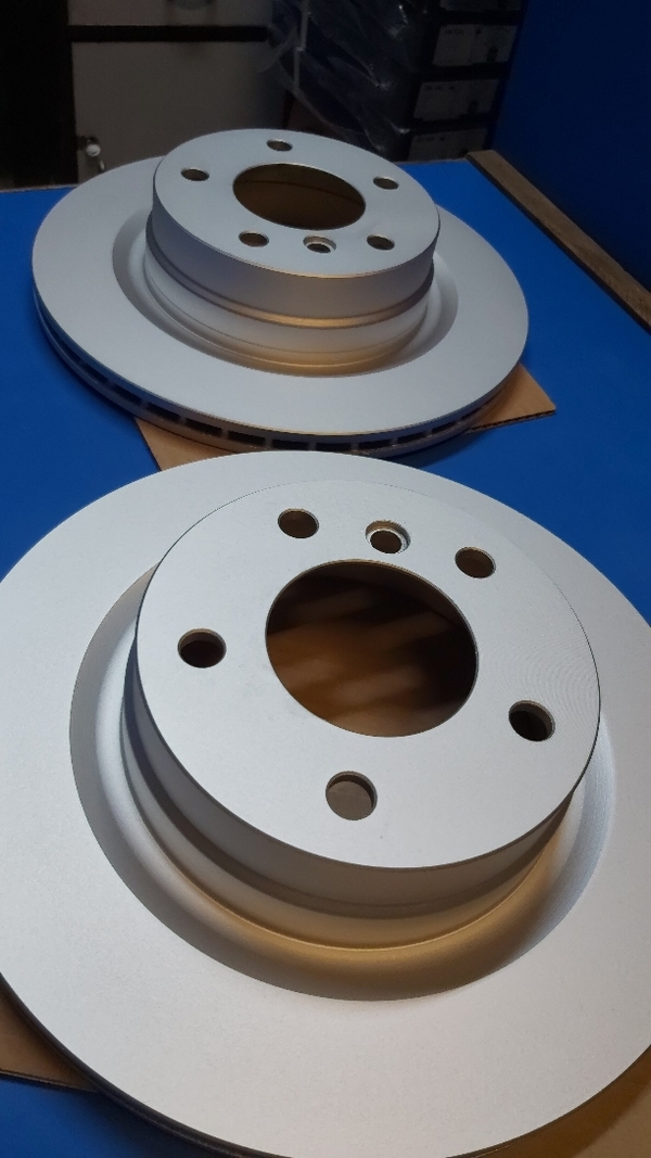 bmw car oil pan