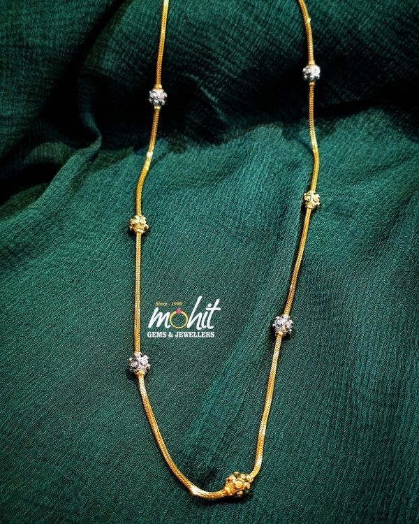 wear necklace
