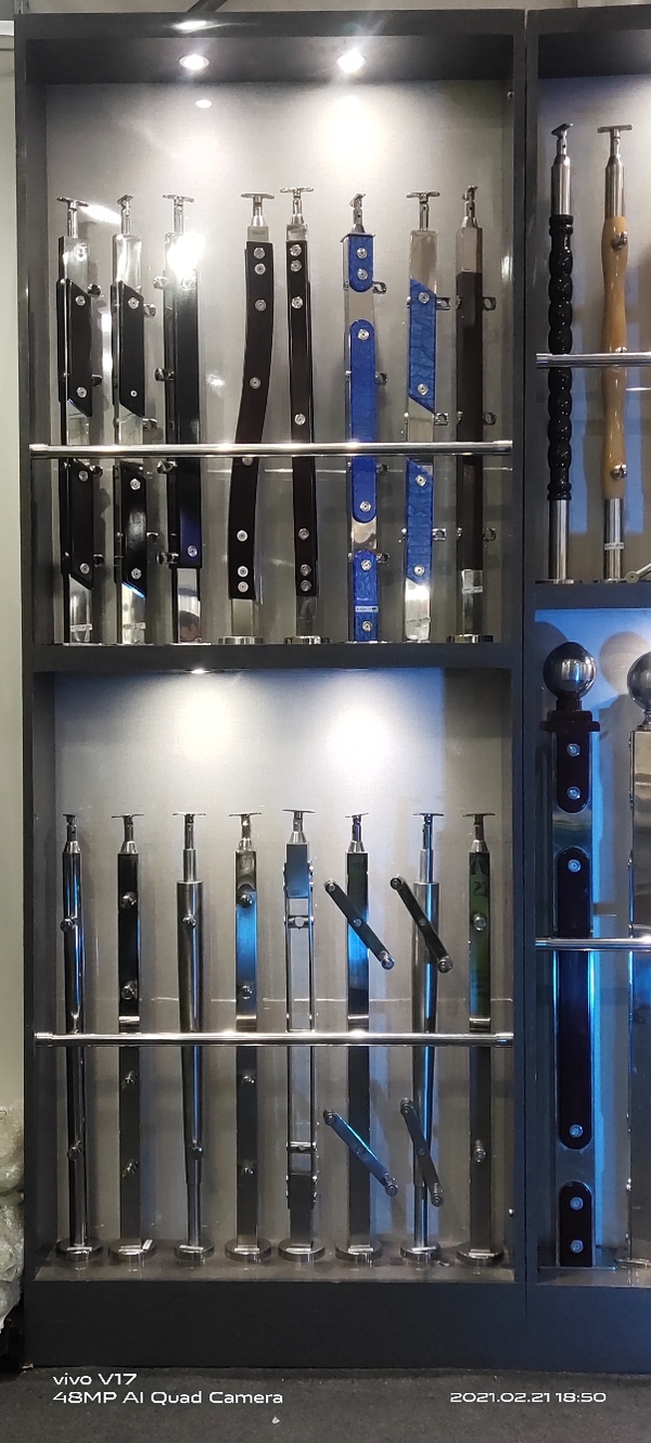 designer glass railing with st