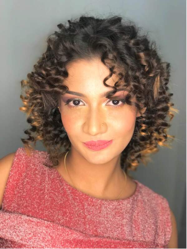 Pro makeup& hair academy -
Students work