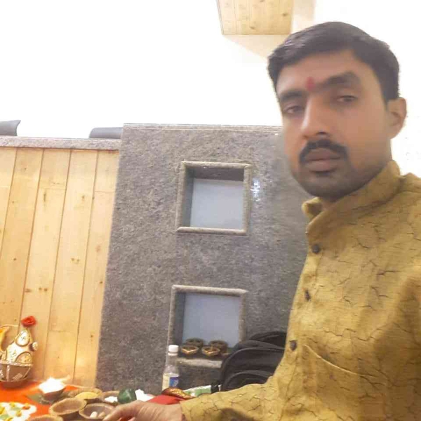 north indian pandit for naming