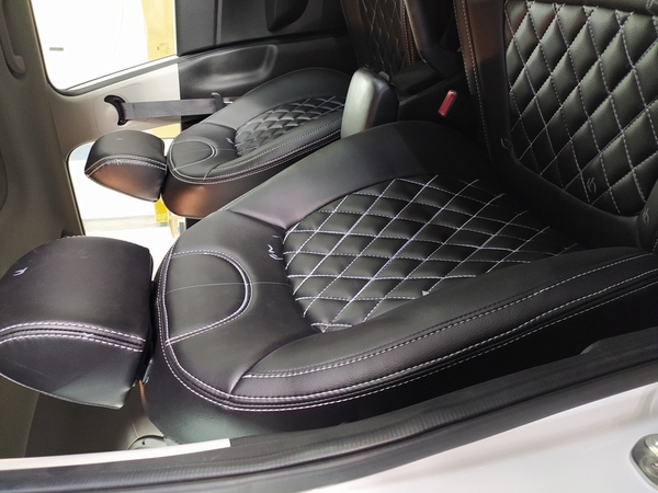 pegasus american leather seat 