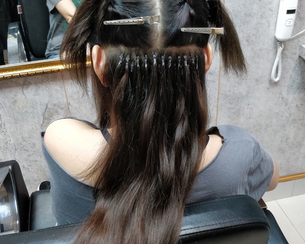 Hair Extensions in Gurgaon-
Adding a lit