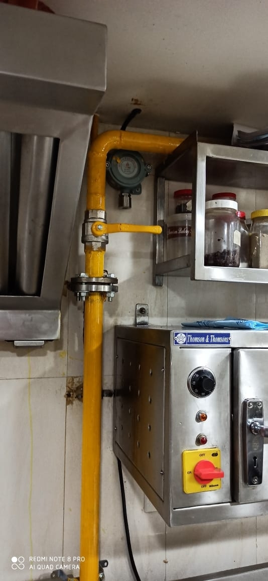 commercial gas pipeline instal