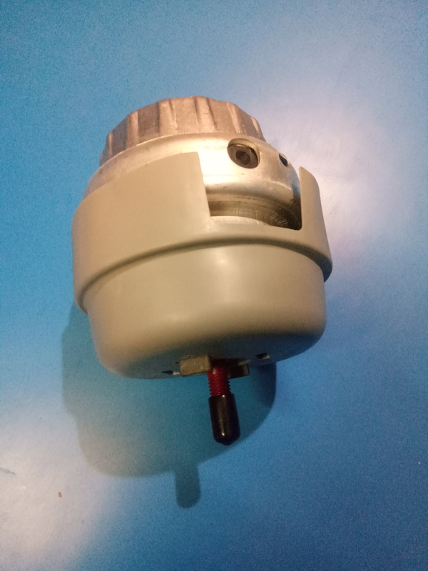 audi a6 engine mounting