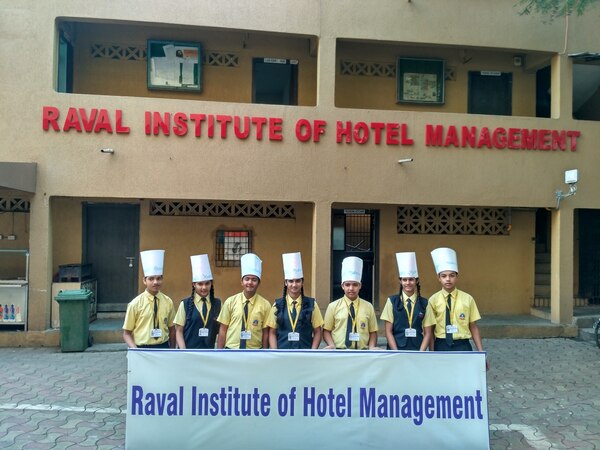 Best Hotel Management Deg