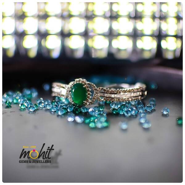 popular traditional jewellery 