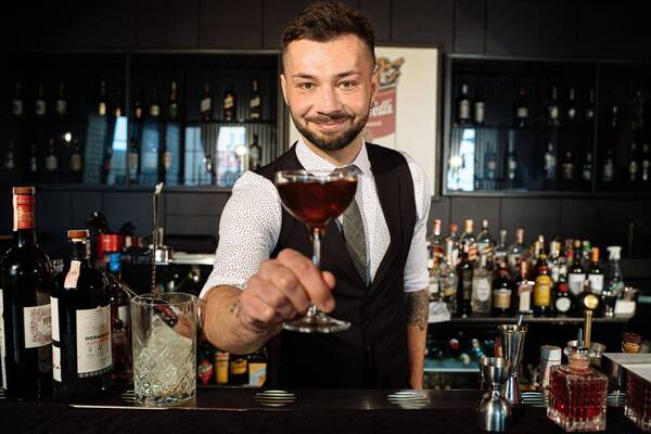 flair bartender course