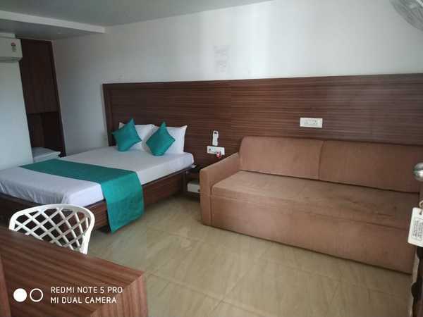 a c deluxe room