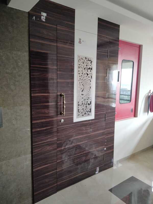 wardrobe closet
