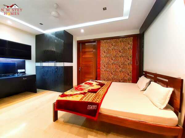 serviced apartments near max s