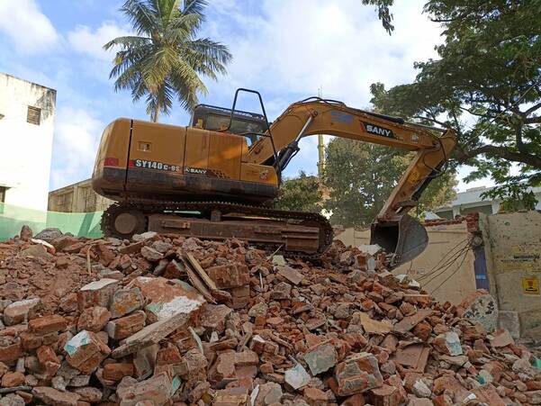building demolition contractor