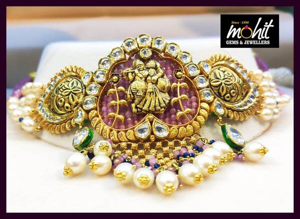luxury fashion accessory