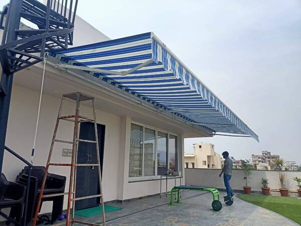 Awning install at Itwari Nagpu