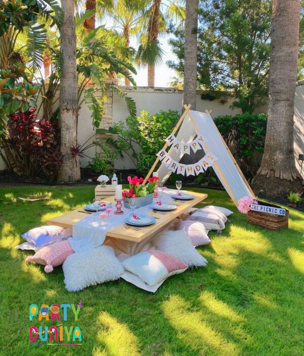 Planning an outdoor party ?
Th