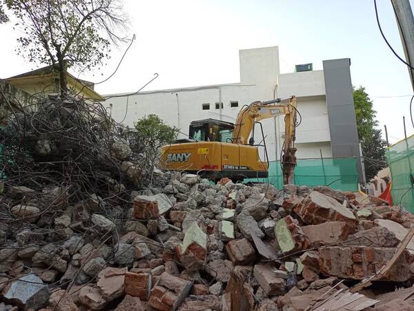 building demolition contractor