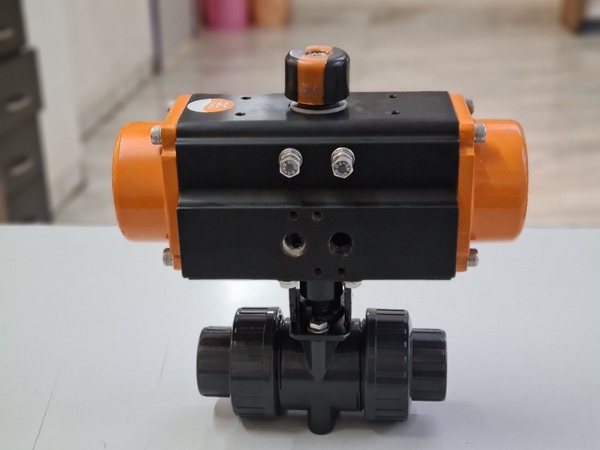 CHEMION PNEUMATIC ACTUATED BALL VALVE , UPVC @ VER