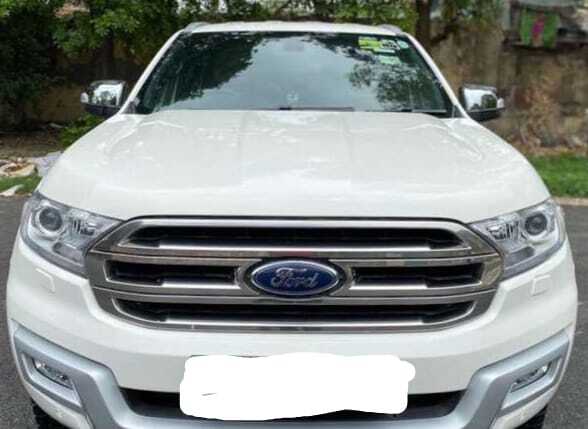 ford endeavour titanium 4x4