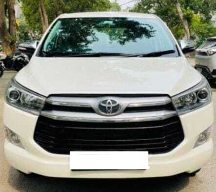 used toyota innova crysta 2017