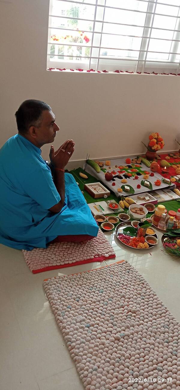 north indian pandit sarjapura